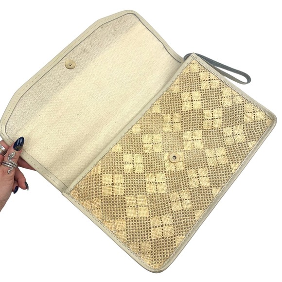 1970's large bow raffia straw and leather wristlet bag - Picture 8 of 13